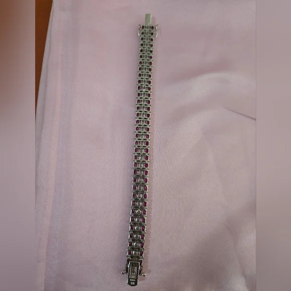 Elegant Pink and Clear Crystal Tennis Bracelet - Picture 3 of 6
